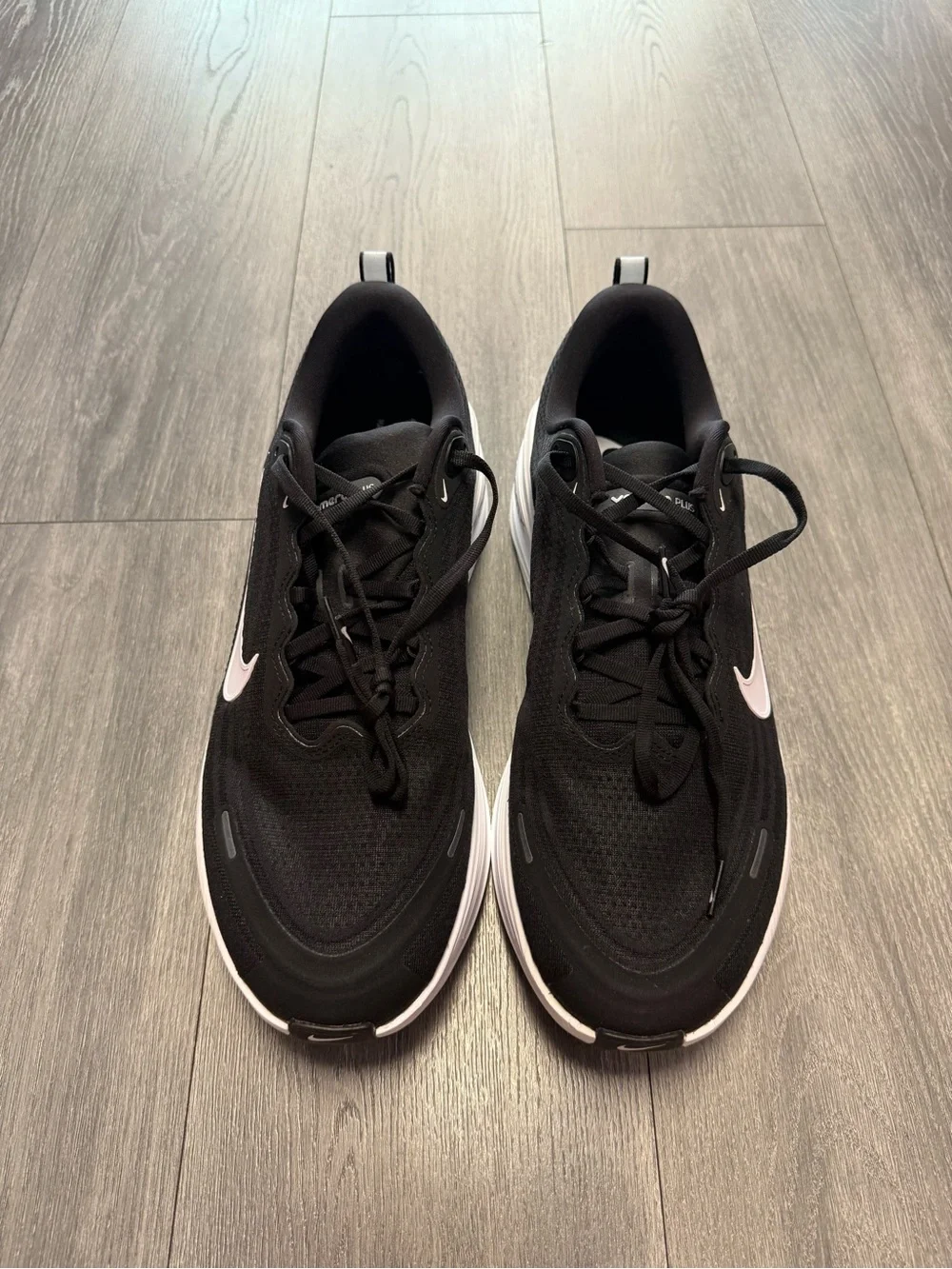 Men’s Size 14 WIDE Nike Vomero Plus Black White Wide Running Shoes IH3251-120